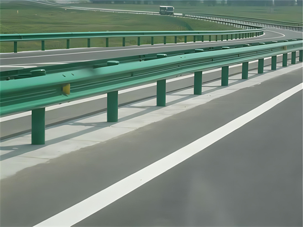 内江高速护栏板守护安全广泛应用于多个行业
