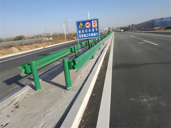 内江公路护栏守护安全横跨多个行业的应用